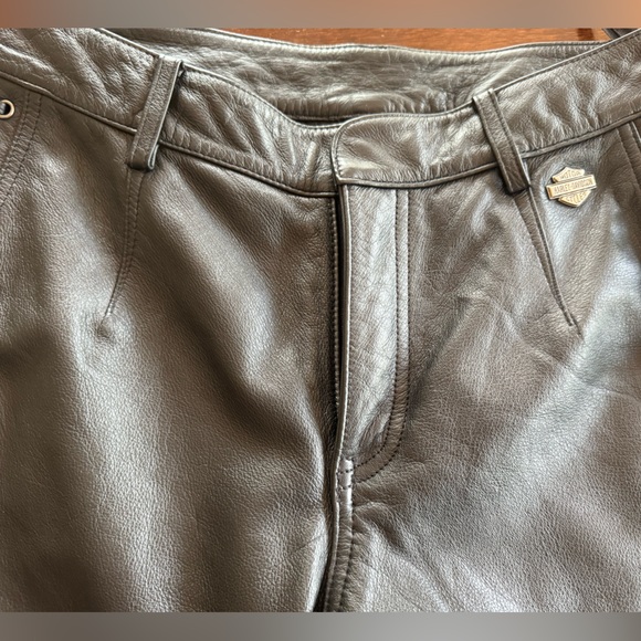 Women’s Harley Davidson Lace Up Genuine Leather Pants. Size 6. - Picture 5 of 5